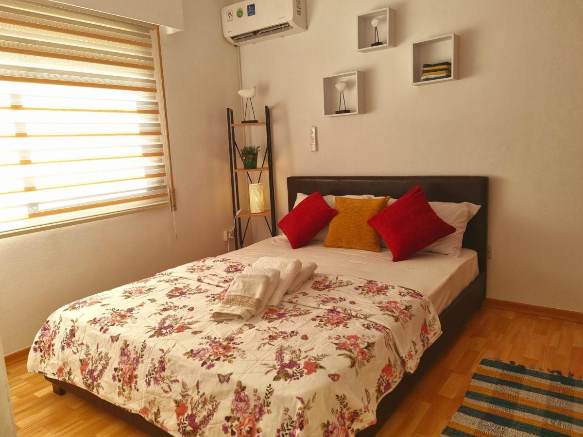 Ikaros Boutique Apartment Limassol Exteriör bild